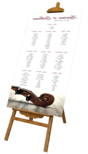 Plan de table mariage sur panneau chevalet, thème violon